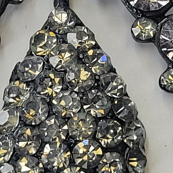 Crystal Teardrop Pendant Necklace Long Sweater Necklace - Picture 4 of 9